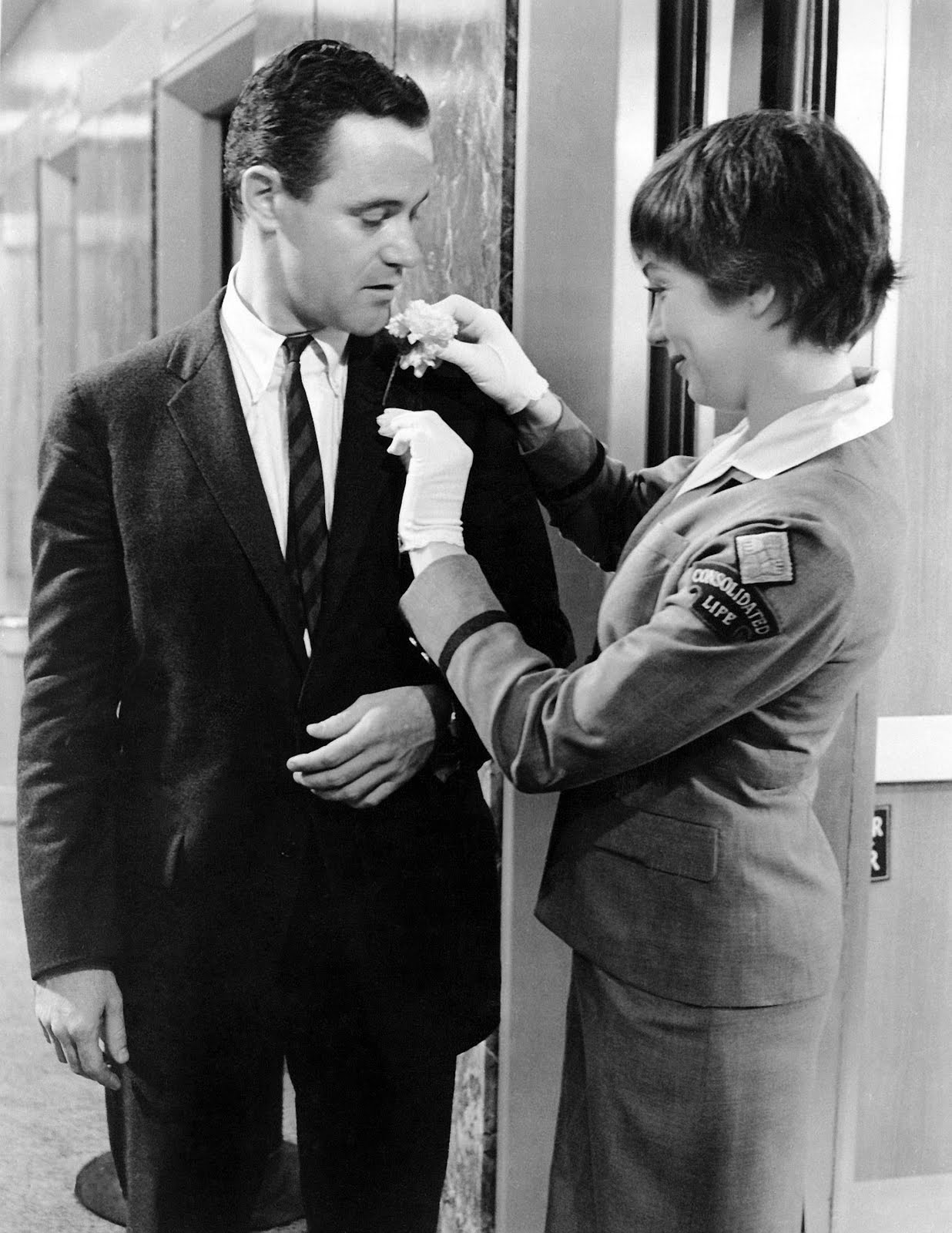 shirley mclaine and jack lemmon. the apartment, classic movie actress, billy wilder