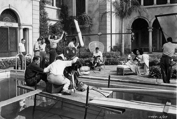 Billy Wilder behind camera shoots and directs Gloria Swanson in Sunset Blvd
