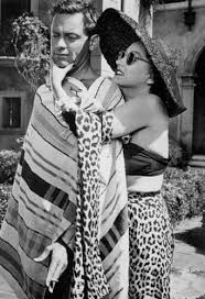 Gloria Swanson and William Holden in Sunset Boulevard (1950)