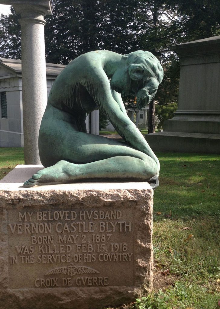 Vernon Castle grave with a ballet dancer sculpture modeled on Irene