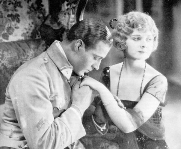 Rudolph Valentino and Alice Terry in The Four Horsemen of the Apocalypse (1921)