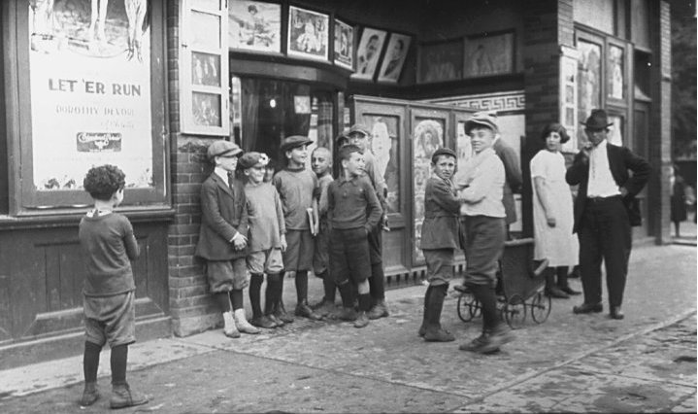 Children in the cinema (c. 1923)