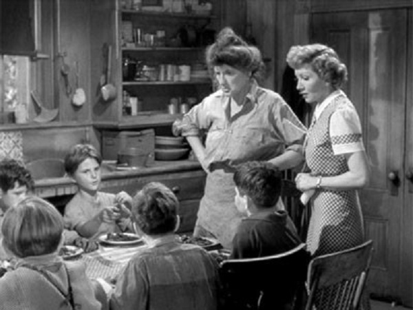 The Egg and I (1947) Marjorie Main and Claudette Colbert Ma Kettle