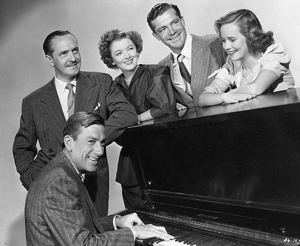 Dana Andrews, Myrna Loy, Hoagy Carmichael, Fredric March, and Teresa Wright in The Best Years of Our Lives (1946)