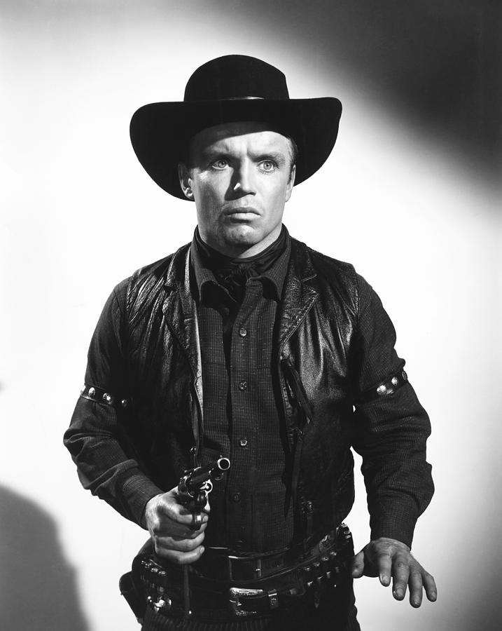Richard Jaeckel as Wade Matlock in The Violent Men (1955)