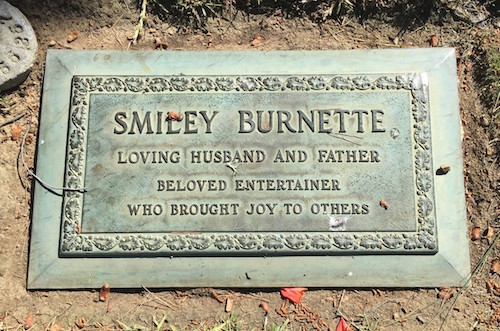 Smiley Burnette (1911 - 1967)
Forest Lawn Hollywood Hills Cemetery